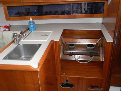 1998 Dufour 334