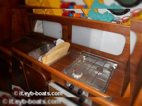 Buy 1985 Azimut 28