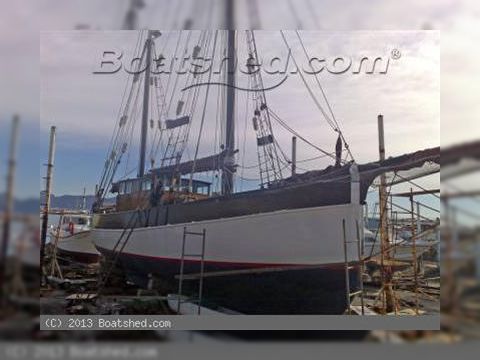 Listerfyote Wooden Motor Sailing Yacht