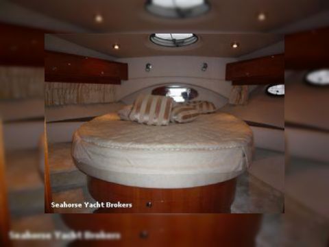 2005 Regal 4260 Commodore for sale