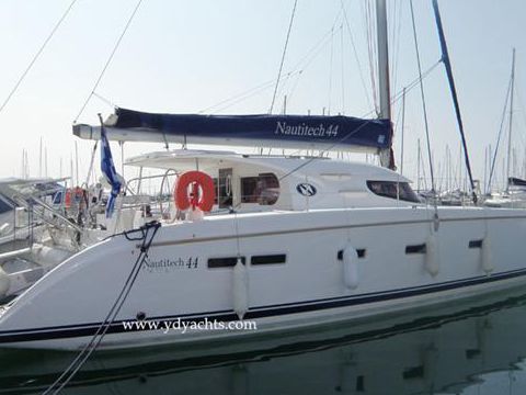 Dufour Nautitech 44