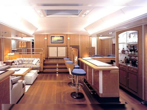 2004 Pendennis 47M