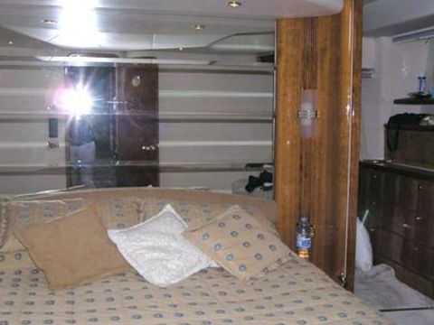 2000 Azimut 68 in vendita