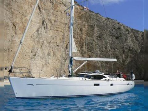 Oyster 46 Deck Saloon