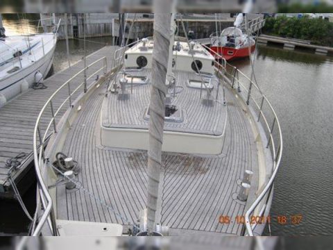 2001 Dufour 40