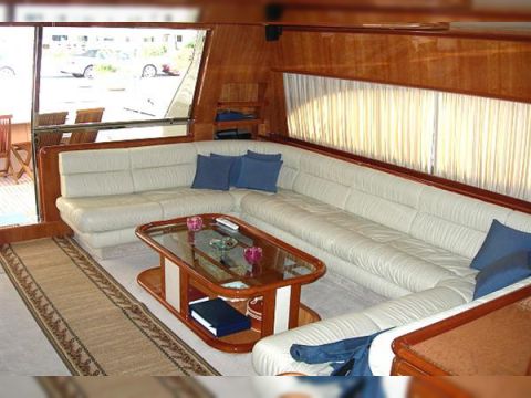 Buy 2004 Ferretti 810