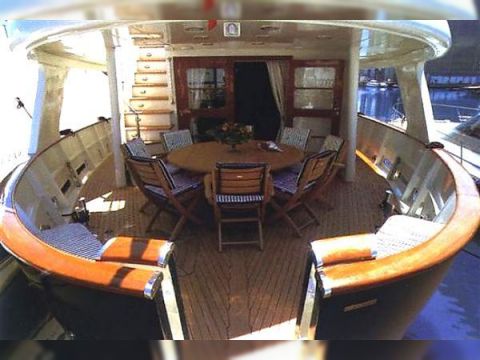 Buy 2001 Benetti 24 Sd