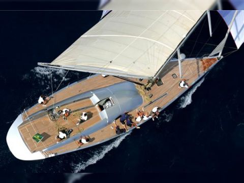 Buy 2004 Maxi Dolphin 65