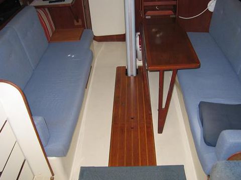 1984 Pearson 303