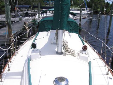 1972 Pearson 33