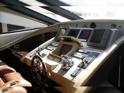 Buy 2005 Azimut 86S