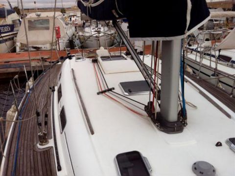 2004 Dufour 44