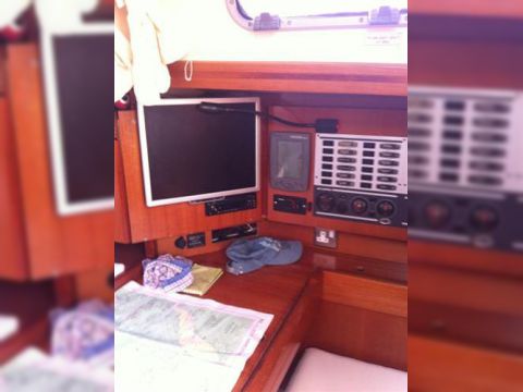 2005 Dufour 34 Performance