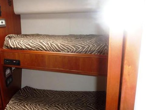 2008 Bertram 630