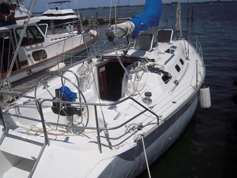 1987 Hunter 35 Legend for sale