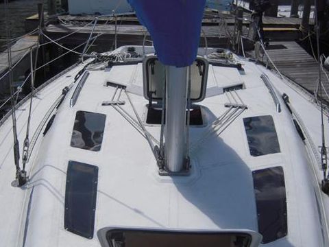 Buy 1987 Hunter 35 Legend