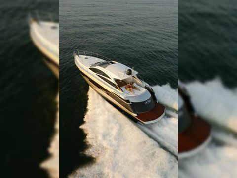 Pershing 56