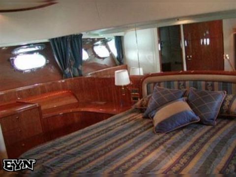 2002 Guy Couach 2800 Long Range