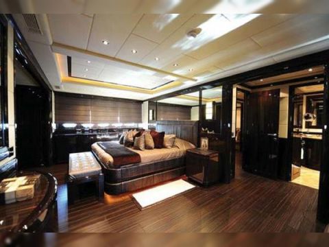 2008 Mangusta 130 in vendita