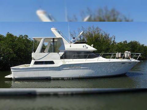  36' / 41' Sea Ray W/Cockpit Aft Cabin