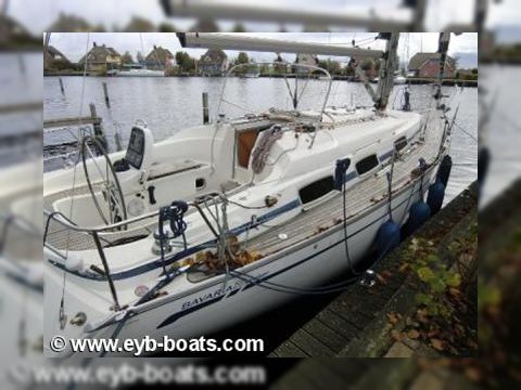 Bavaria 33