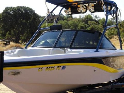 Correct Craft Super Air Nautique 21