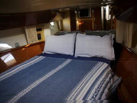 1998 Ferretti 55