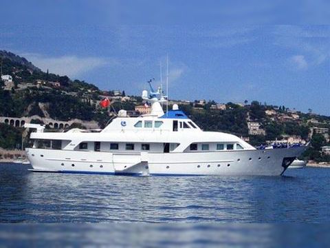 Benetti 30M