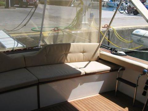 Kupić 1989 Luhrs 40