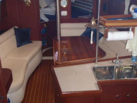 2000 Hunter 380