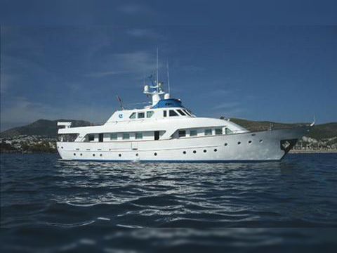 Benetti 30M