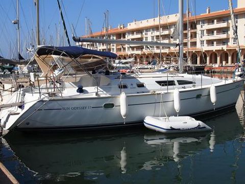 Jeanneau Sun Odyssey 37