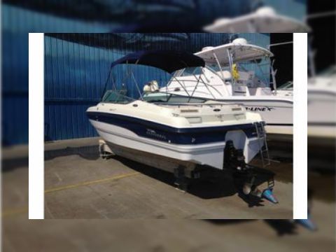 1996 Chaparral 2330 for sale