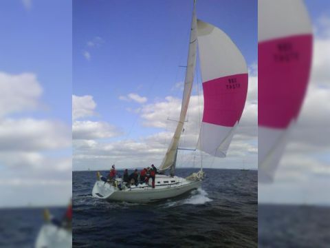 Beneteau First 40.7