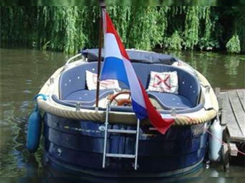 Buy 2004 Antaris 570