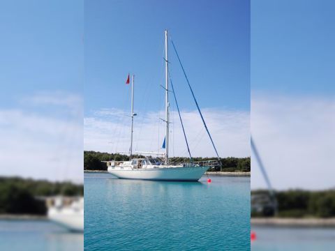Nauticat 52