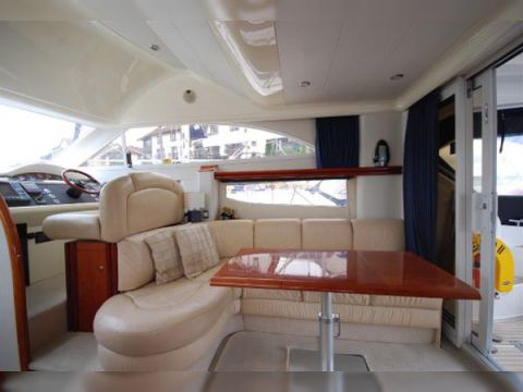 2002 Fairline Phantom 38 for sale
