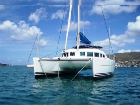 Lagoon 380