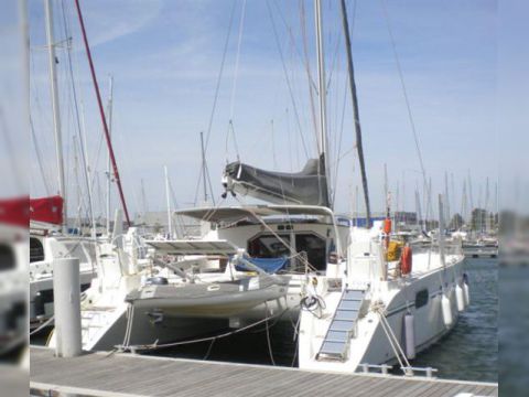 Buy 1998 Catana 471 Owner Version