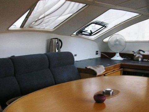 1998 Catana 471 Owner Version