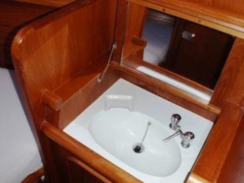 1993 Westerly Typhoon 37 satın almak