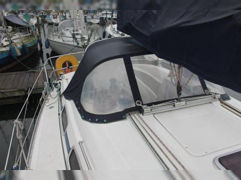 Buy 2006 Bavaria 33 Cruiser