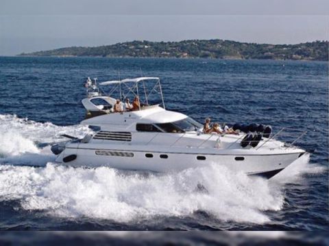 Fairline Squadron 47