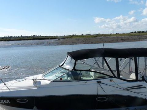 Maxum 2600 Se