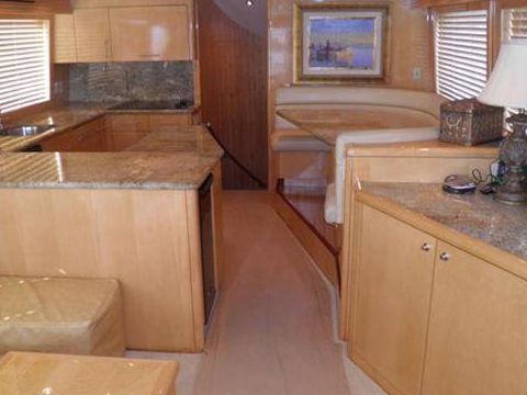 2003 Hatteras na prodej