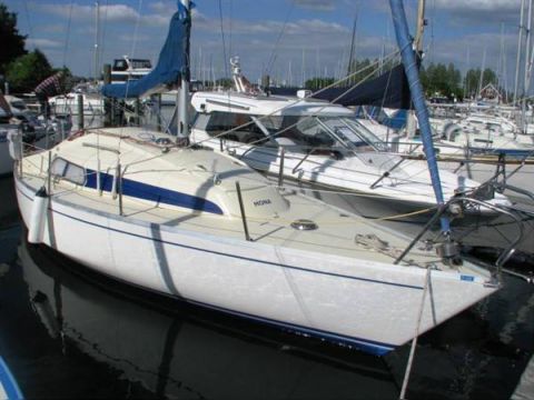 Jeanneau Sun Odyssey 32.2 New Engine