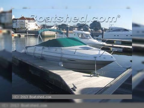 Sea Ray 215 Express Cruiser