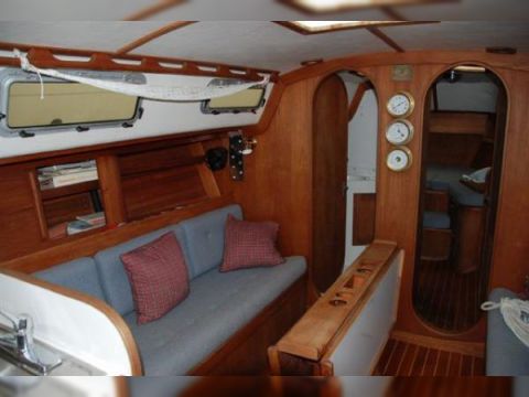 j 37 sailboat for sale