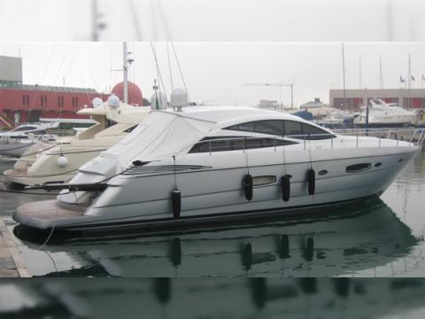 Pershing 56