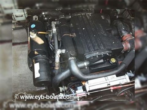 2000 Tornado 38 на продаж